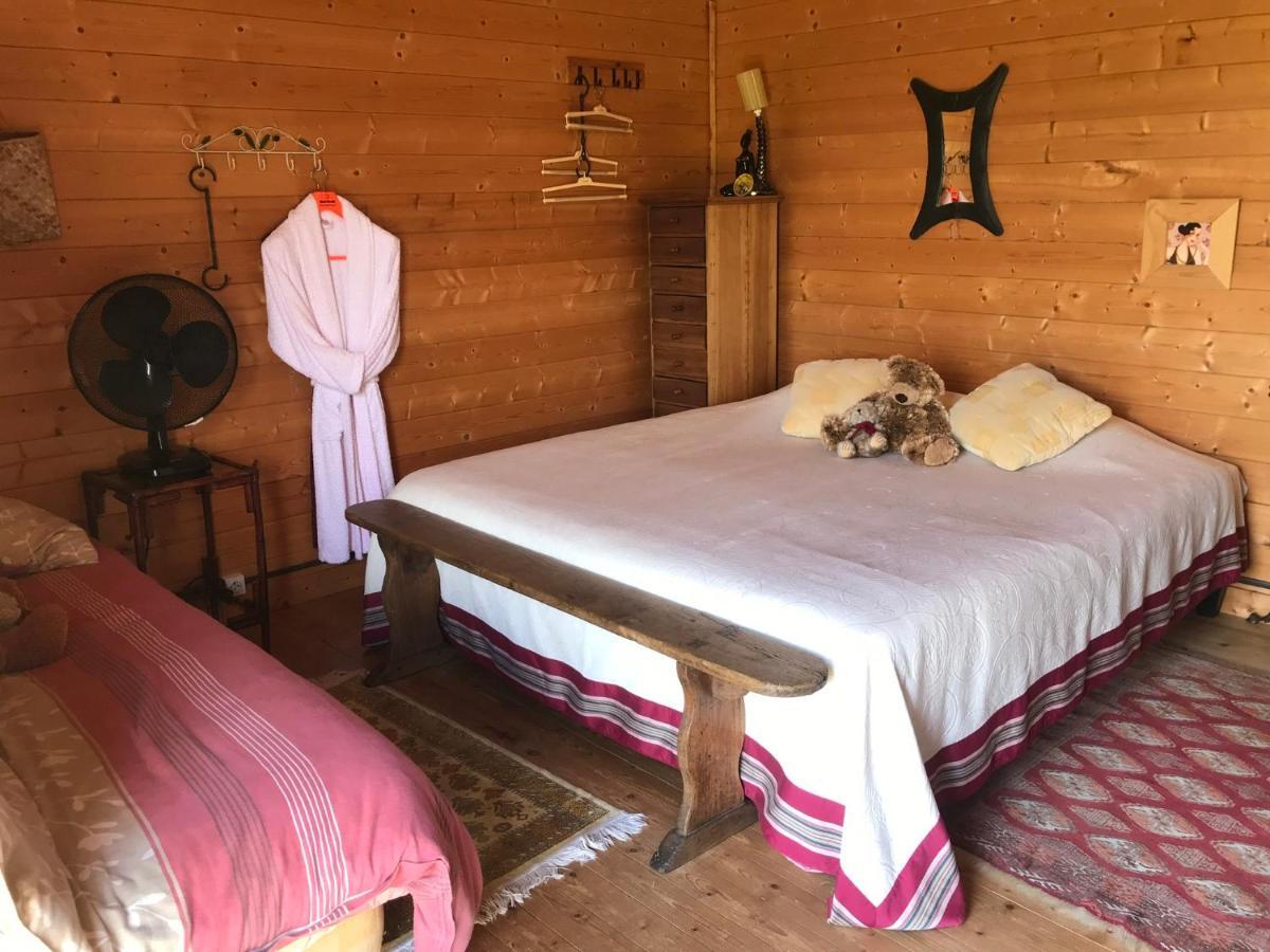 Chambres D'Hotes Les 4 Chemins トルヴィル＝シュル＝メール エクステリア 写真