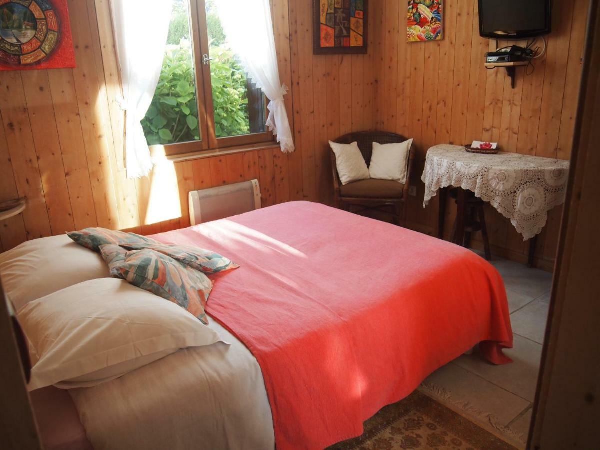 Chambres D'Hotes Les 4 Chemins トルヴィル＝シュル＝メール エクステリア 写真